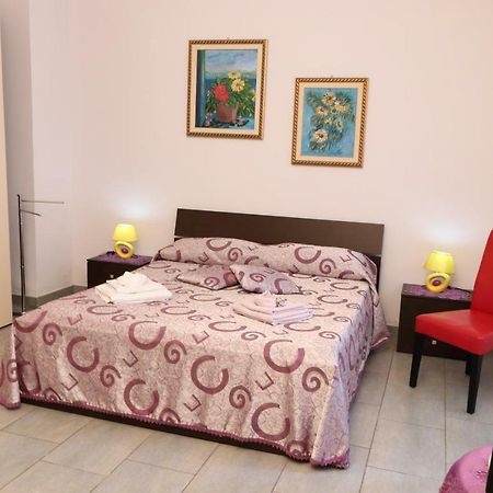 B&B Patrizialuna Vibo Valentia Marina Buitenkant foto
