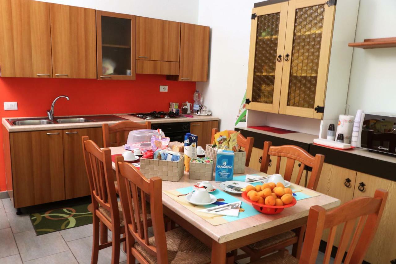 B&B Patrizialuna Vibo Valentia Marina Buitenkant foto